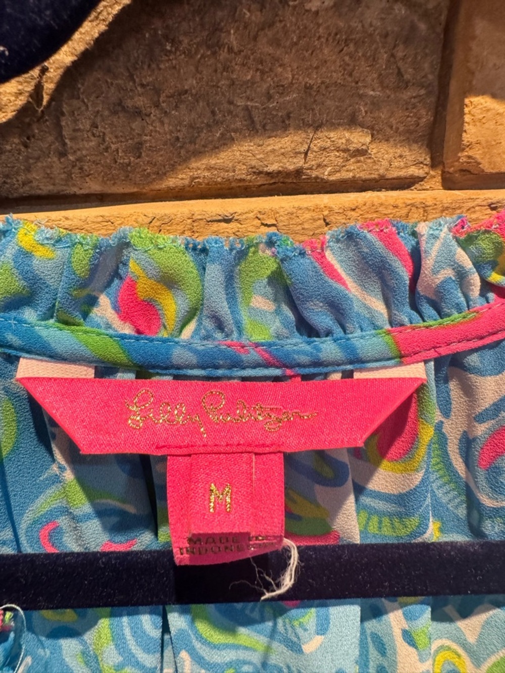 Lilly Pulitzer Zadie top in Lileeze Size M - Picture 4 of 5